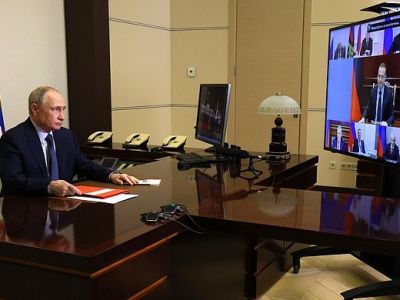 Владимир Путин на совещании с Совбезом, 18.04.25. Фото: kremlin.ru Владимир Путин на совещании с Совбезом, 18.04.25. Фото: kremlin.ru